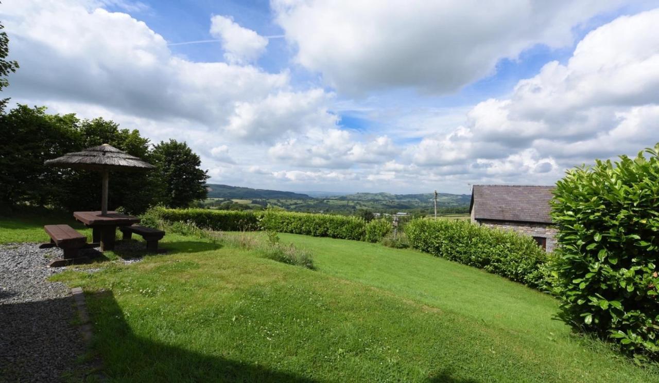 Villa Rhiwddu Barns Llangadog Esterno foto